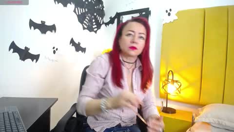 Snapshot of foxy_miilf chatting on October 20, 12:49 pm Foxy miilf online show from October 20, 12:49 pm