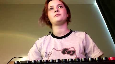 Snapshot of foxydollkate chatting on May 10, 11:04 am Kate online show from May 10, 11:04 am