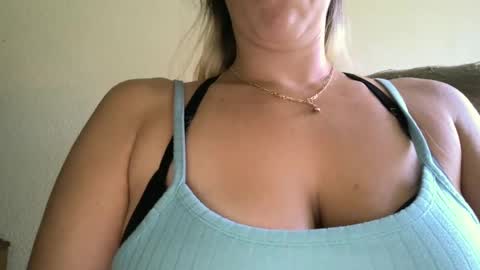 foxyfaye1 online show from September 26, 8:02 pm