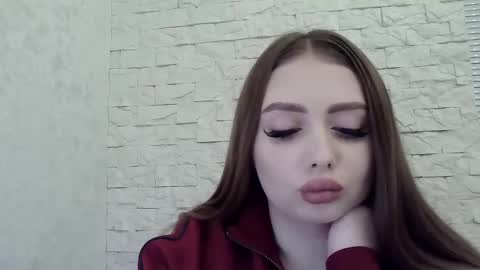 Snapshot of foxyflaree chatting on December 5, 2:36 pm Alice online show from December 5, 2:36 pm