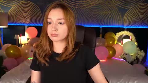 Snapshot of foxymayy chatting on June 30, 12:28 pm Maya online show from June 30, 12:28 pm
