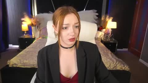 Snapshot of foxymayy chatting on July 4, 12:55 pm Maya online show from July 4, 12:55 pm