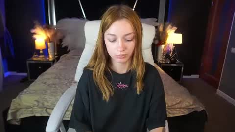 Snapshot of foxymayy chatting on July 21, 1:02 pm Maya online show from July 21, 1:02 pm