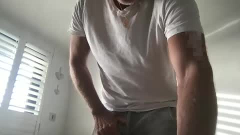 Snapshot of foxysausage chatting on December 8, 10:19 am foxysausage online show from December 8, 10:19 am