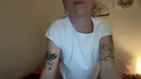 Chlo online show from May 10, 2:17 am