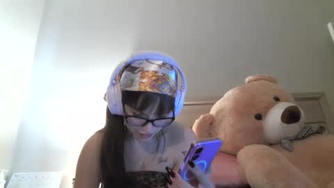 Angel online show from March 13, 9:32 pm