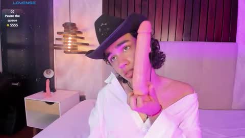 Snapshot of fran_smiths chatting on March 20, 8:35 pm fran_smiths online show from March 20, 8:35 pm