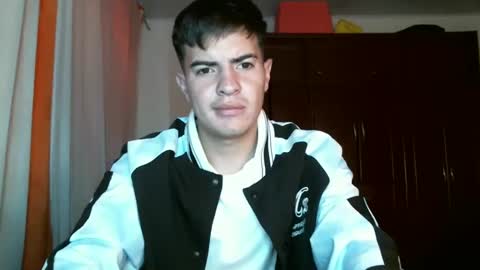 franccesco_699 online show from December 18, 7:08 pm