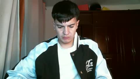 franccesco_699 online show from December 24, 12:22 am