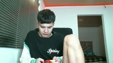 franccesco_699 online show from December 28, 4:52 pm