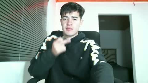 franccesco_699 online show from January 3, 1:48 am