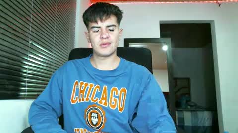 franccesco_699 online show from January 11, 11:24 pm