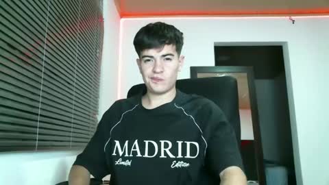 franccesco_699 online show from January 18, 3:31 am