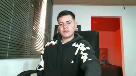 franccesco_699 online show from January 27, 4:11 pm
