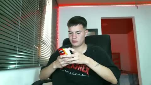 franccesco_699 online show from February 14, 3:58 pm