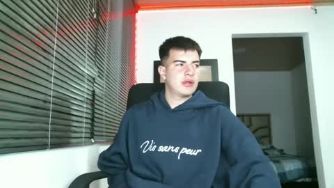 franccesco_699 online show from February 17, 11:53 pm