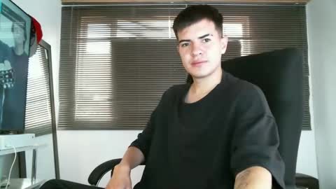 franccesco_699 online show from March 2, 4:10 pm