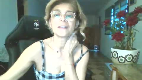 francelune online show from September 16, 1:23 pm
