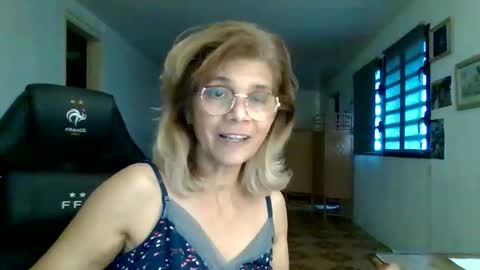 francelune online show from September 22, 1:02 pm