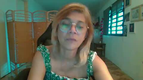 francelune online show from January 6, 2:21 pm