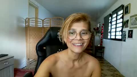 francelune online show from February 16, 1:07 pm