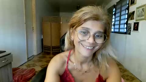 francelune online show from February 28, 2:18 pm