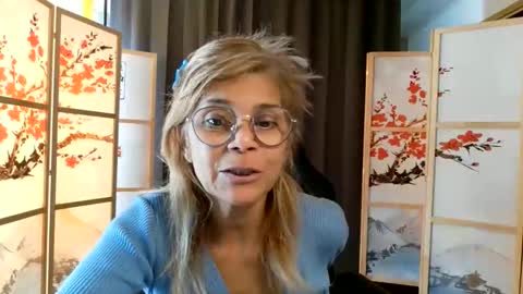 francelune online show from June 8, 2:06 pm