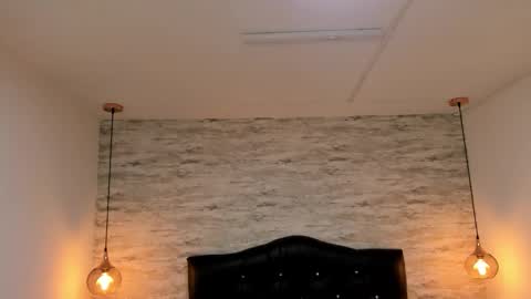 Snapshot of francesca_bbw chatting on March 18, 2:04 am online show from March 18, 2:04 am