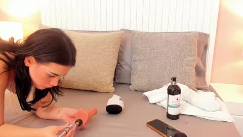 francesca 3 online show from January 9, 3:36 am