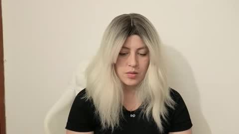 Snapshot of francescaasmith chatting on April 1, 12:55 am Francesca online show from April 1, 12:55 am