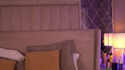 francescadante online show from January 5, 5:27 pm