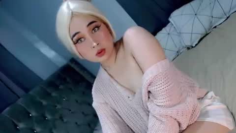 LOVE online show from July 27, 9:38 am