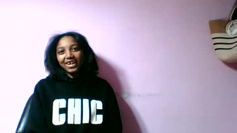 francia333068 online show from June 24, 3:38 am