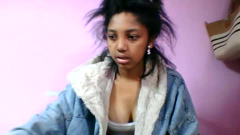 francia333068 online show from July 3, 5:36 am