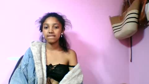 francia333068 online show from July 4, 5:46 am