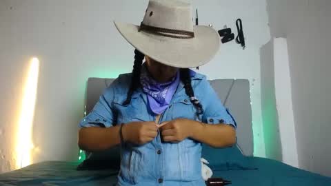 francihot4 online show from September 13, 11:04 pm