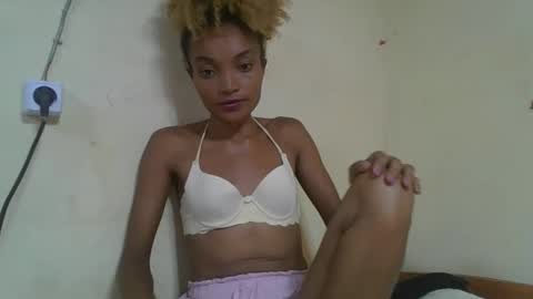 Snapshot of francinoli chatting on March 24, 4:56 pm Francinoli online show from March 24, 4:56 pm