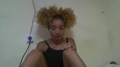 Snapshot of francinoli chatting on March 27, 12:16 am Francinoli online show from March 27, 12:16 am