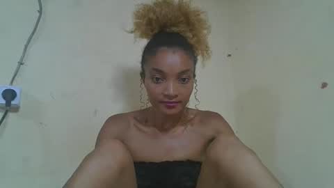 Snapshot of francinoli chatting on March 27, 8:26 am Francinoli online show from March 27, 8:26 am