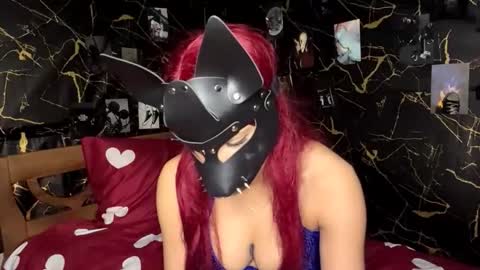 Abigail online show from February 12, 6:25 pm