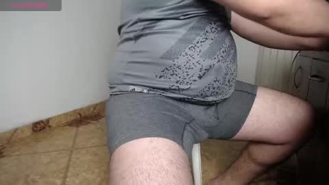 Snapshot of francoisroy chatting on May 29, 4:43 am Juan online show from May 29, 4:43 am