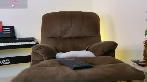 Snapshot of francopizano chatting on February 21, 12:11 am Francum online show from February 21, 12:11 am