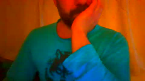 Snapshot of frank84848 chatting on February 18, 8:38 pm Frank online show from February 18, 8:38 pm