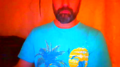 Snapshot of frank84848 chatting on February 21, 11:50 pm Frank online show from February 21, 11:50 pm
