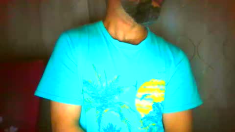Snapshot of frank84848 chatting on May 7, 9:53 pm Frank online show from May 7, 9:53 pm