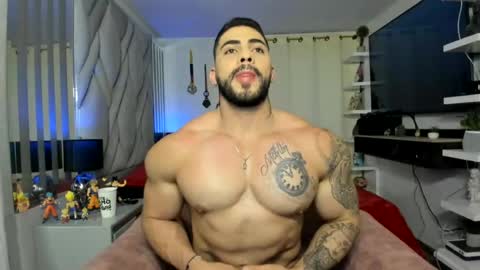 frank_foxx1 online show from July 16, 6:08 am