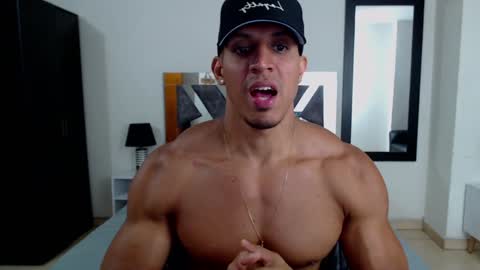 Frank online show from January 15, 11:30 pm