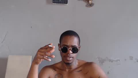Frank Hussle online show from August 2, 10:25 am