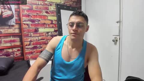 Snapshot of frank_millers chatting on January 22, 5:28 pm Frank online show from January 22, 5:28 pm