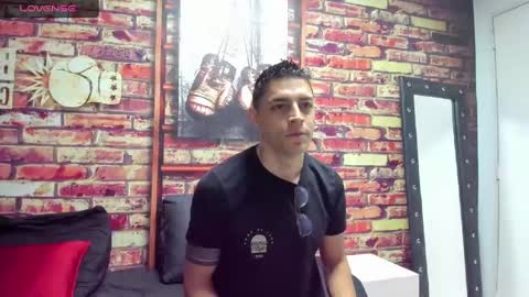 Snapshot of frank_millers chatting on January 27, 11:54 am Frank online show from January 27, 11:54 am